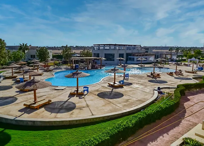 Üdülőközpont New Eagles Aqua Park